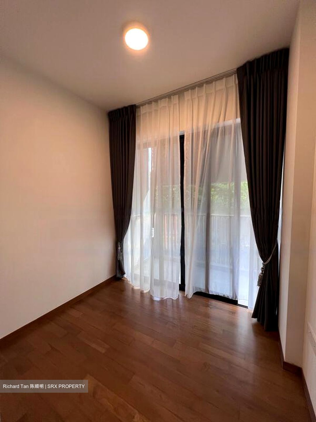 Royalgreen (D10), Condominium #590745711
